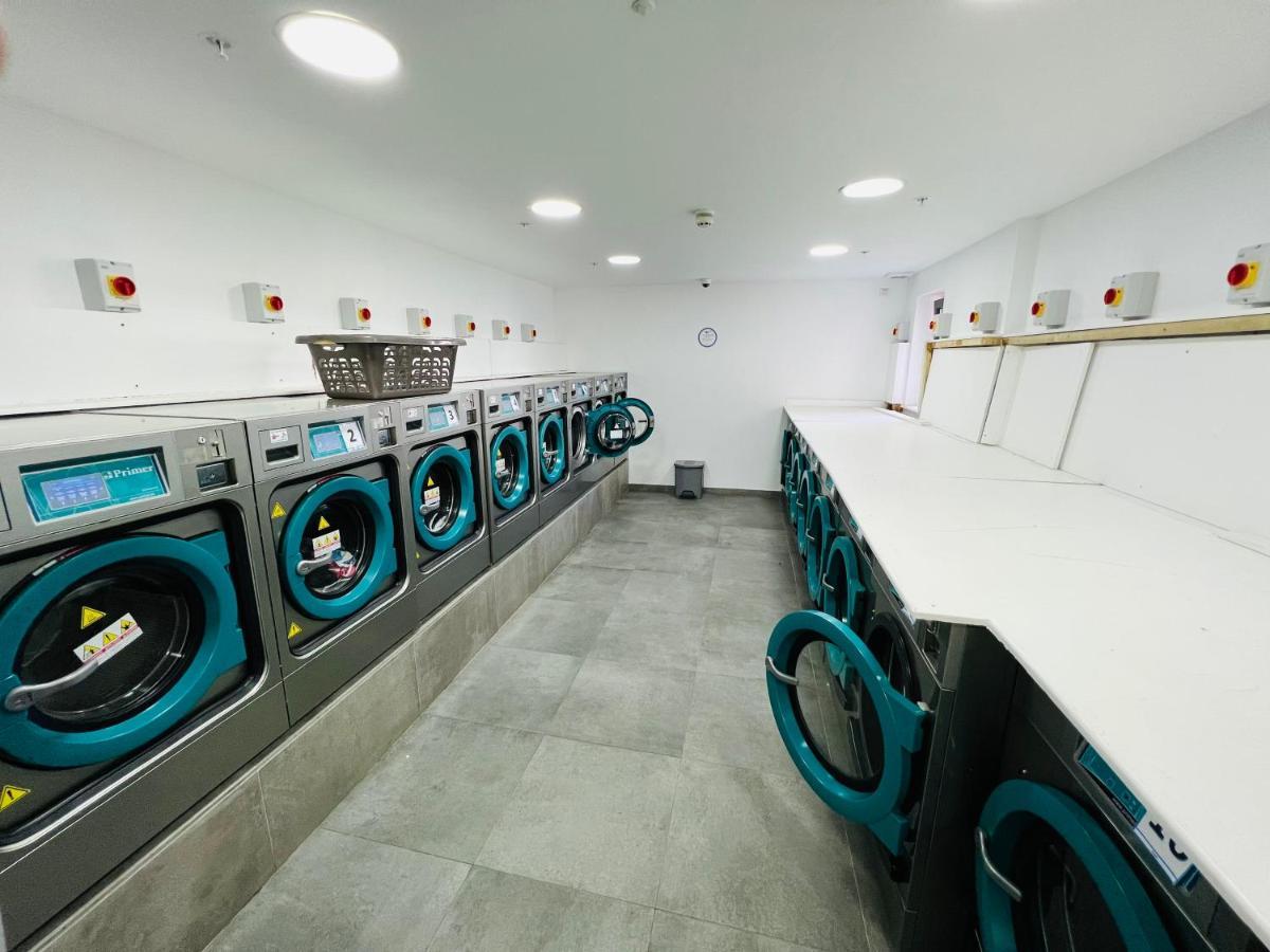 Modern Studio Apartment In Gibraltar - The Hub エクステリア 写真